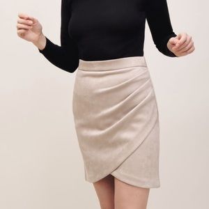 NWOT Dynamite faux suede mini skirt